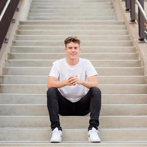 Meet your Posher, Donovan